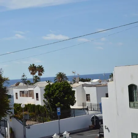 Apartament Fuer 5 Personen Ca- 65 M² In Puerto Del Carmen- Lanzarote - Suedkueste Von Lan By Interhome *