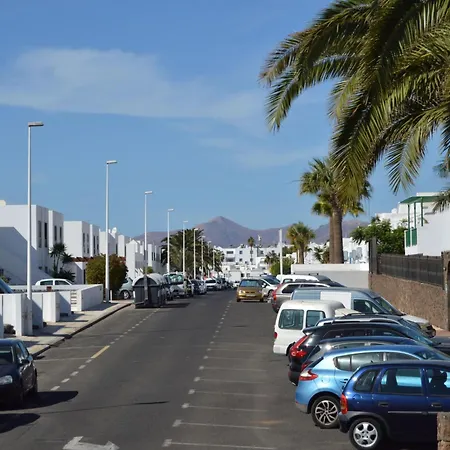 Fuer 5 Personen Ca- 65 M² In Puerto Del Carmen- Lanzarote - Suedkueste Von Lan By Interhome Apartament